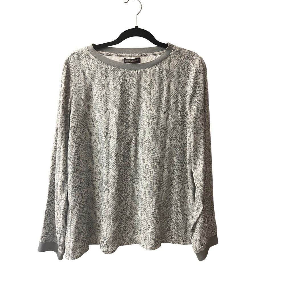 Johnston & Murphy Snake Print Blouse Gray | Medium | NWT $99 | Animal Print Top